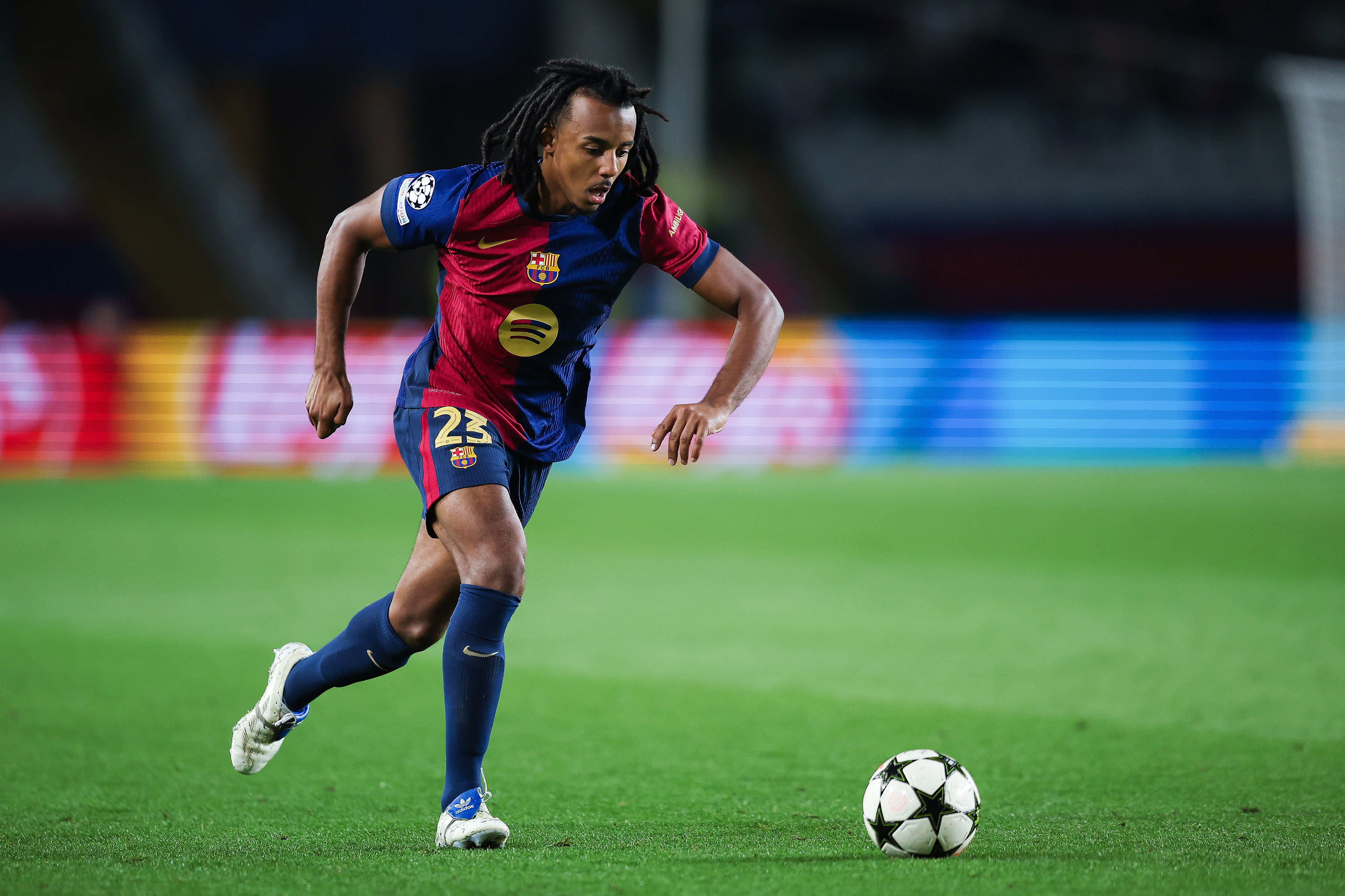 Koundé en acción